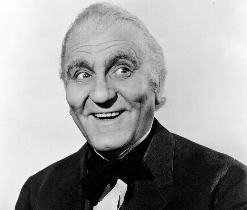 Publicity photograph of Frank Morgan as the Wizard in The Wizard of Oz.