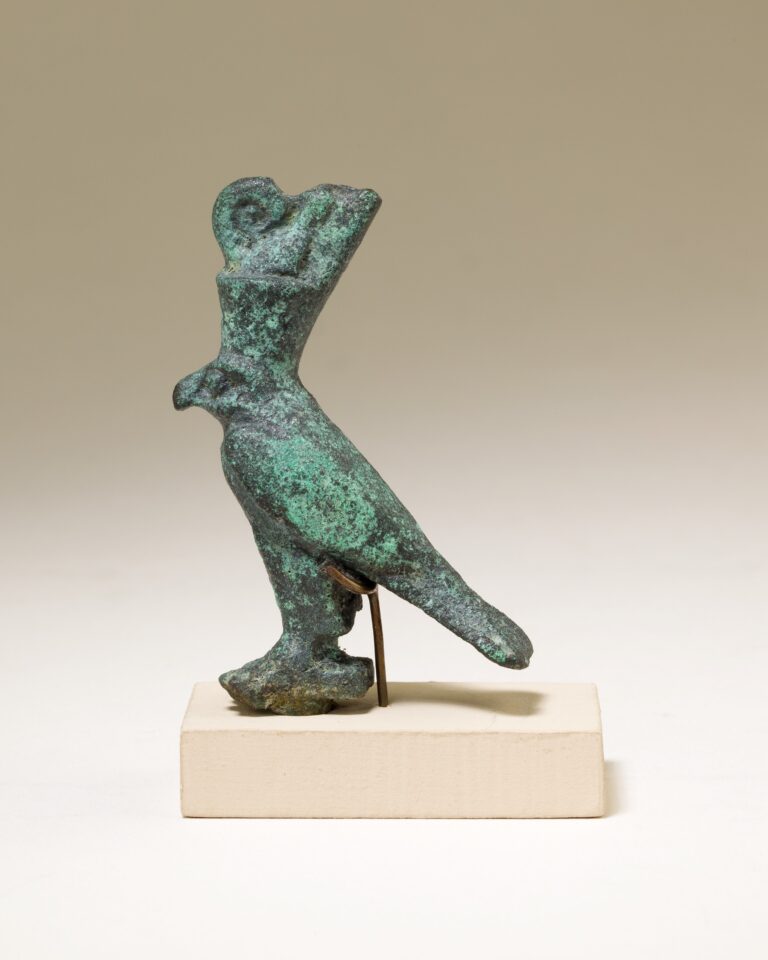 Horus falcon in double crown, 664–30 BCE
